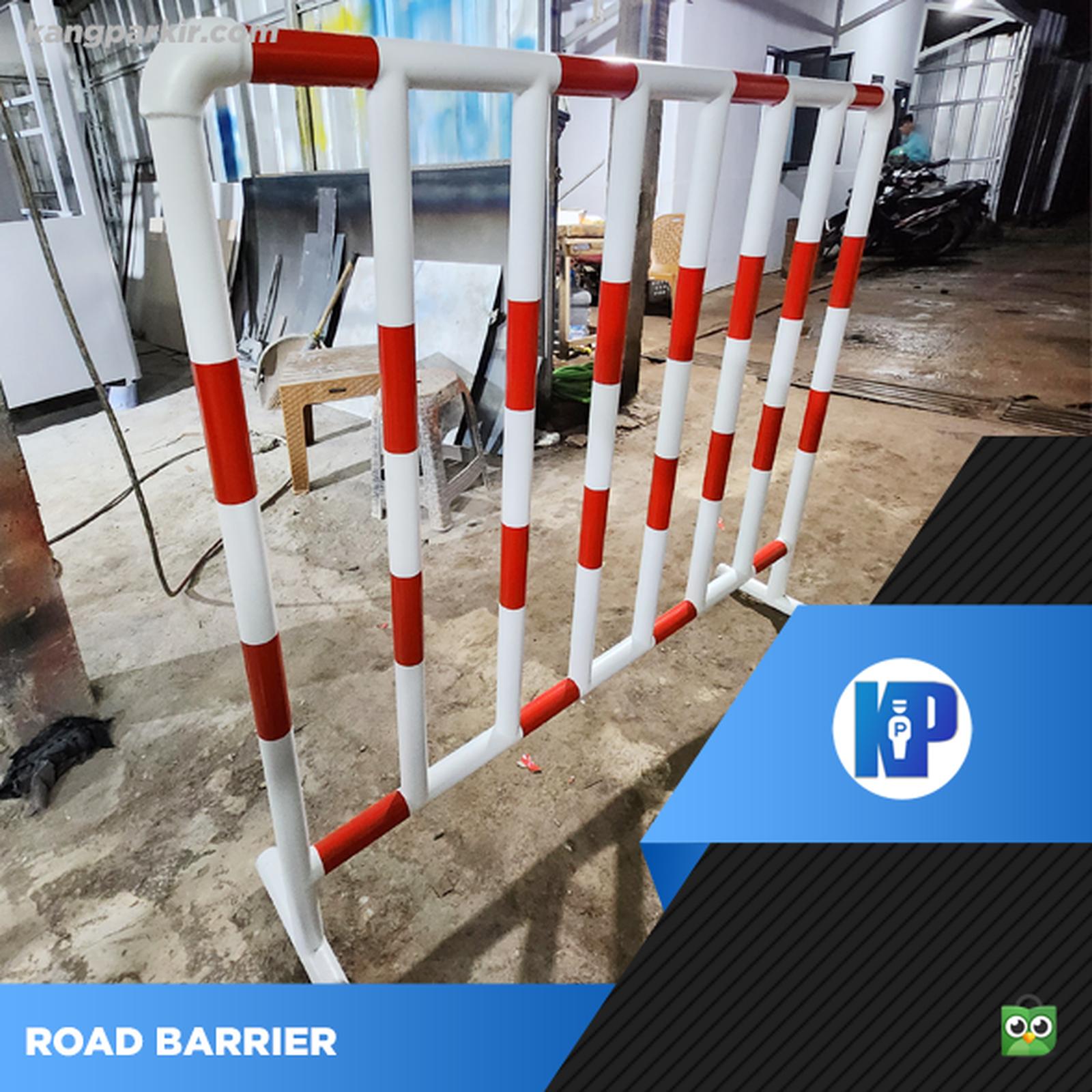 Road Barrier / Pagar Pembatas Besi