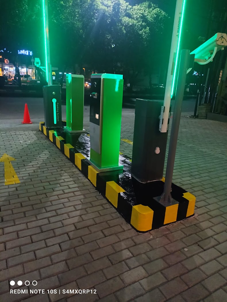 Pemasangan Sistem Parkir 1 In 1 Out